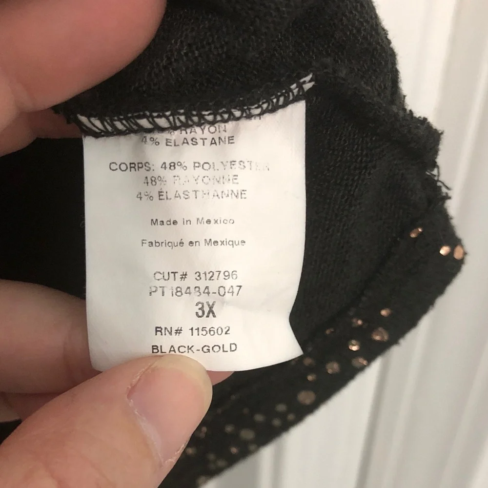 Lush Black Blouse with Gold Accents - Picture 4 of 6